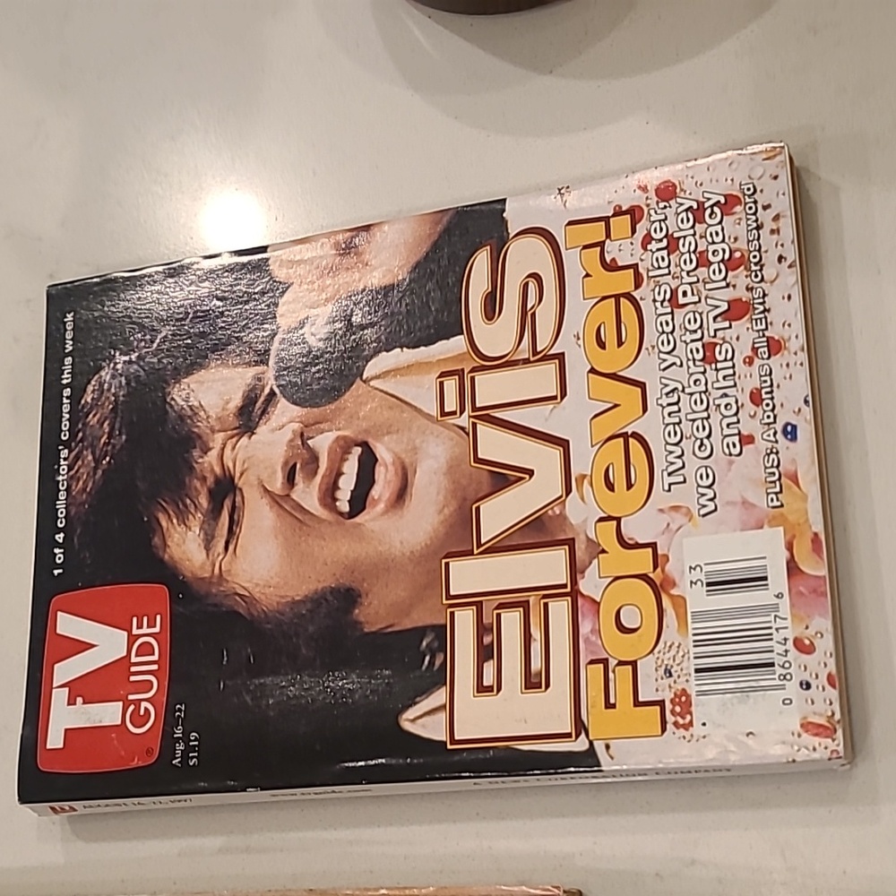 Elvis TV Guide Bundle - Picture 5 of 9